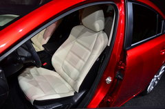 2013款 2.0L 标准型