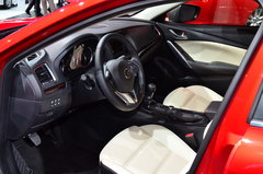2013款 2.0L 标准型