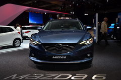 2013款 2.0L 标准型
