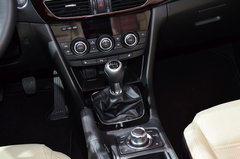 2013款 2.0L 标准型