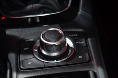 2013款 2.0L 标准型