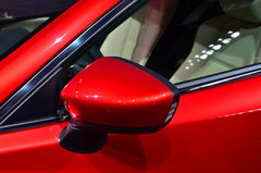 2013款 2.0L 标准型