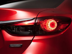 2013款 2.0L 标准型