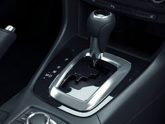 2013款 2.0L 标准型