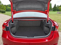 2013款 2.0L 标准型