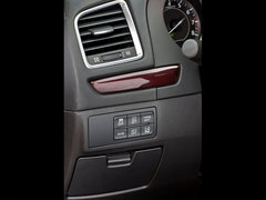 2013款 2.0L 标准型