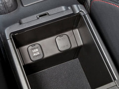 2013款 2.0L 标准型