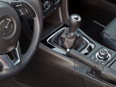 2013款 2.0L 标准型