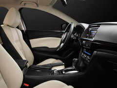 2013款 2.0L 标准型
