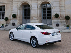 2013款 2.0L 标准型