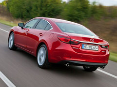2013款 2.0L 标准型