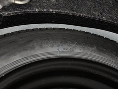 2013款 2.0L 标准型