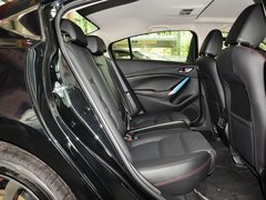 2013款 2.0L 标准型