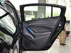 2013款 2.0L 标准型