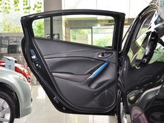 2013款 2.0L 标准型