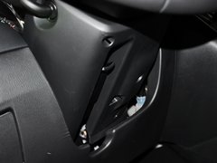 2013款 2.0L 标准型