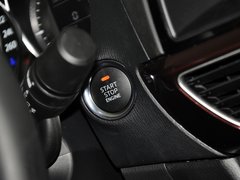 2013款 2.0L 标准型