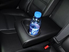 2013款 2.0L 标准型