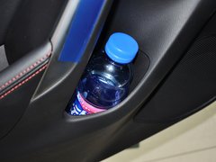 2013款 2.0L 标准型