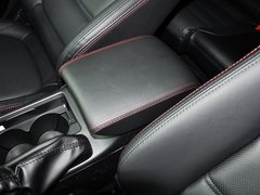 2013款 2.0L 标准型