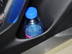 2013款 2.0L 标准型