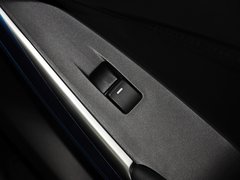 2013款 2.0L 标准型