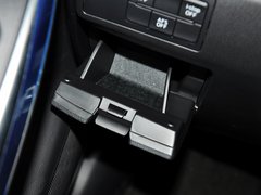 2013款 2.0L 标准型