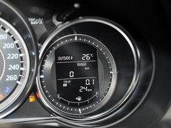 2013款 2.0L 标准型