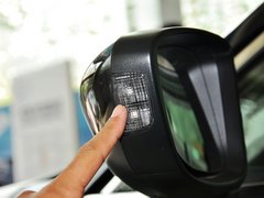 2013款 2.0L 标准型