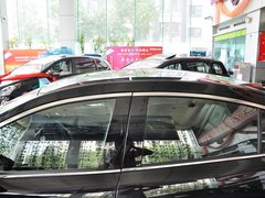 2013款 2.0L 标准型
