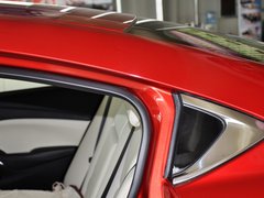 2013款 2.0L 标准型
