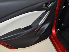 2013款 2.0L 标准型