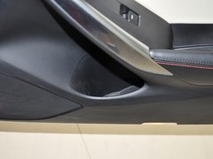 2013款 2.0L 标准型