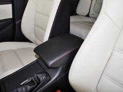 2013款 2.0L 标准型