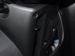 2013款 2.0L 标准型