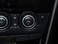 2013款 2.0L 标准型