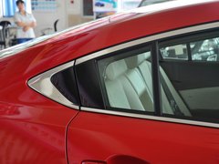 2013款 2.0L 标准型