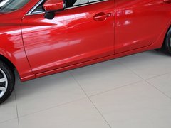2013款 2.0L 标准型