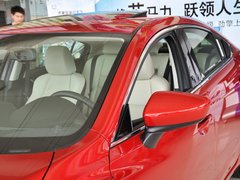 2013款 2.0L 标准型