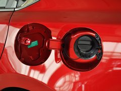 2013款 2.0L 标准型