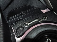 2013款 2.0L 标准型