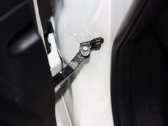 2013款 2.0L 标准型
