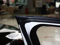 2013款 2.0L 标准型
