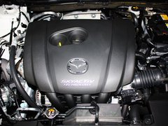 2013款 2.0L 标准型