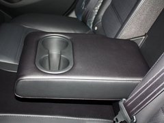2013款 2.0L 标准型