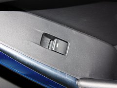 2013款 2.0L 标准型