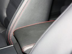 2013款 2.0L 标准型