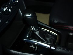 2013款 2.0L 标准型