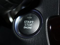 2013款 2.0L 标准型