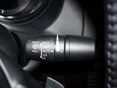 2013款 2.0L 标准型